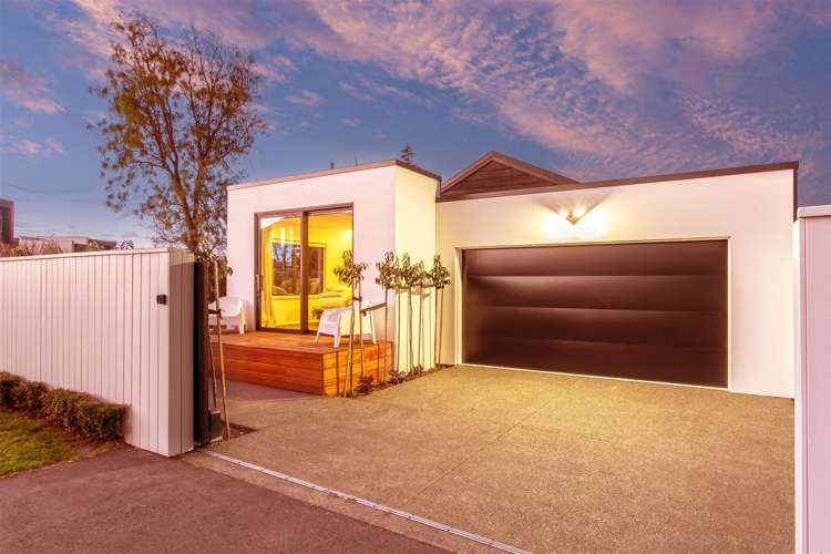 20 Wairarapa Terrace Merivale_25