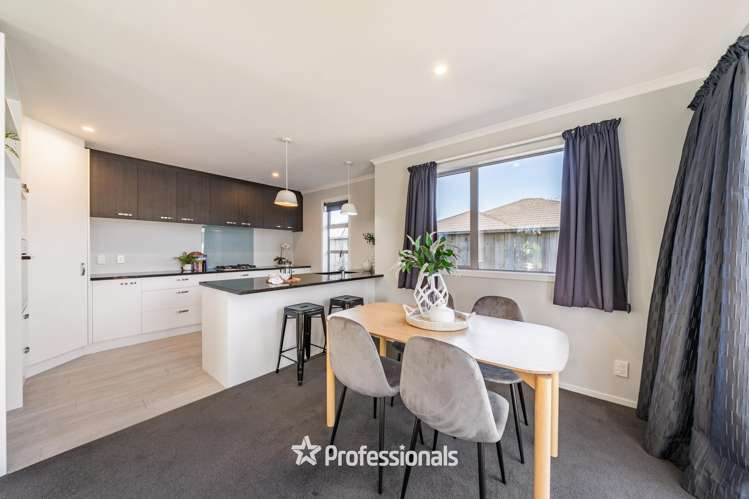 1 Wi Hape Pakau Place Waiwhetu_3