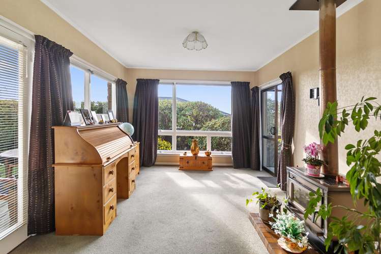 19 Le Cren Street Seaview_10