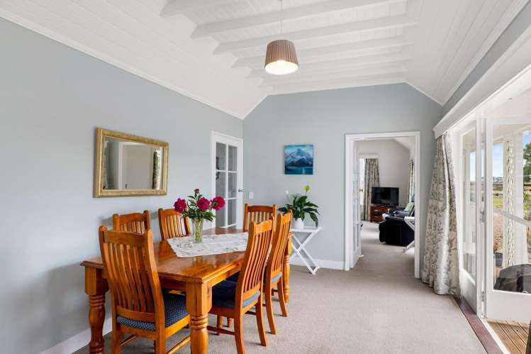 113 Poranui Beach Rd Little River_4