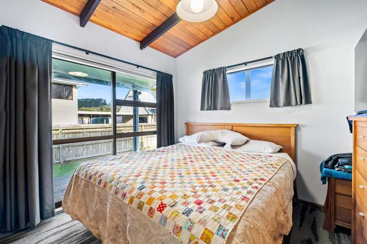 4 Omutu Street Oakura Coast_9