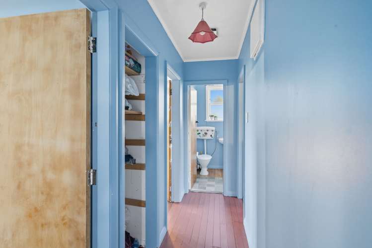 49 Cockerell Street Brockville_10