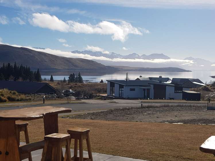 19 Mistake Drive Lake Tekapo_11