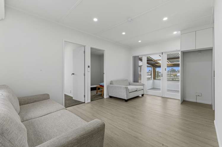 1/34 Plumley Crescent Mangere_9