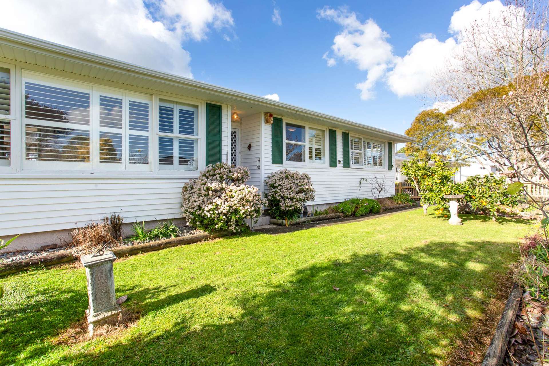 3 Crocombe Crescent Beach Haven_0