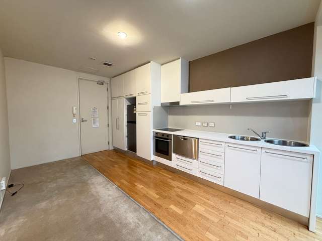 2 Beach Road Auckland Central_3