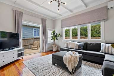 35A Queensway_2