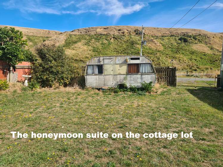 77 Whangaimoana Beach Road Pirinoa_12