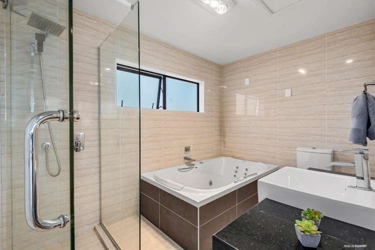 4 Gordon Stanley Drive Massey_8