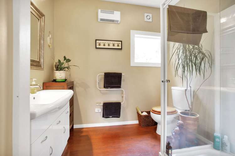 538 Waiwhero Road Ngatimoti_11