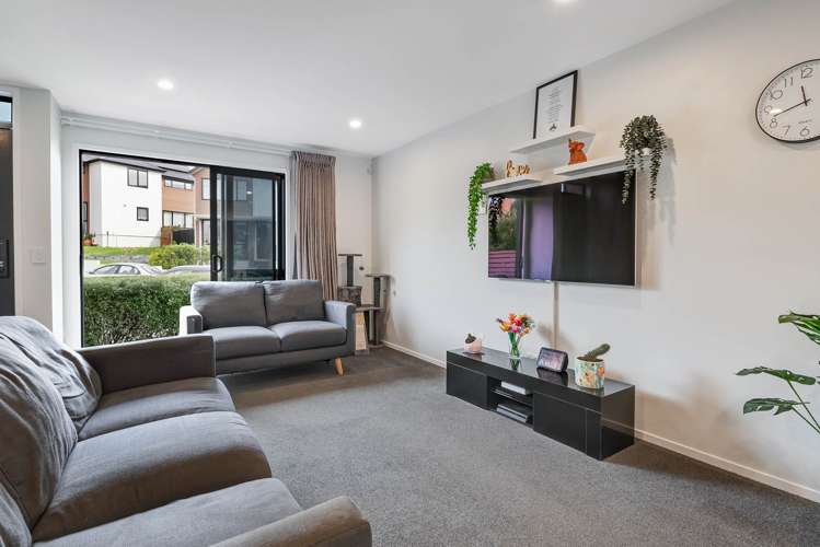 4 Orca Drive Stanmore Bay_1