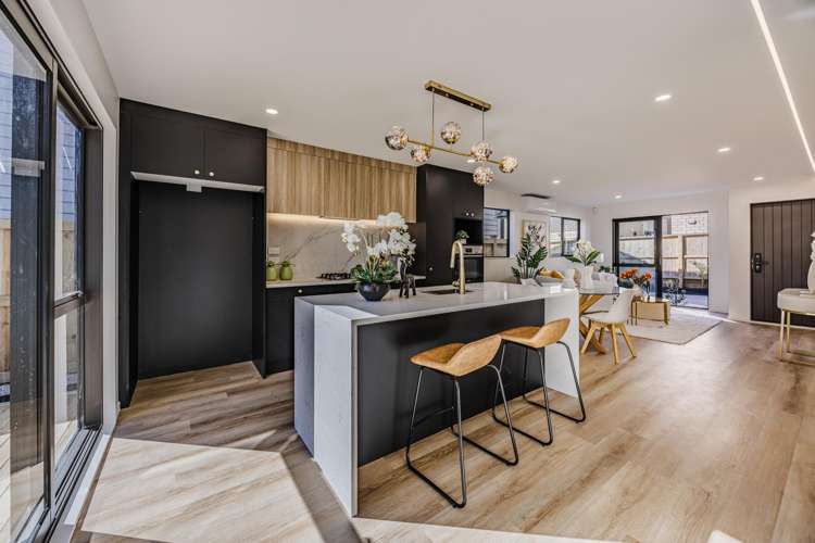 18d Buckland Road Mangere East_11