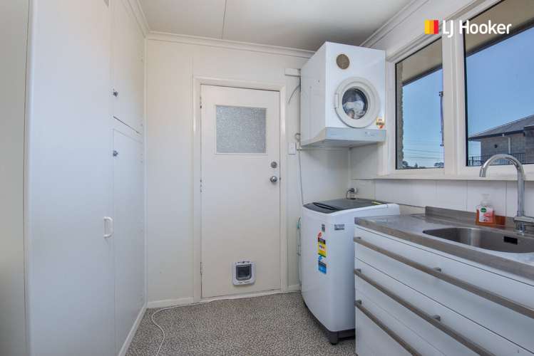 16 Clyde Street Mosgiel_11