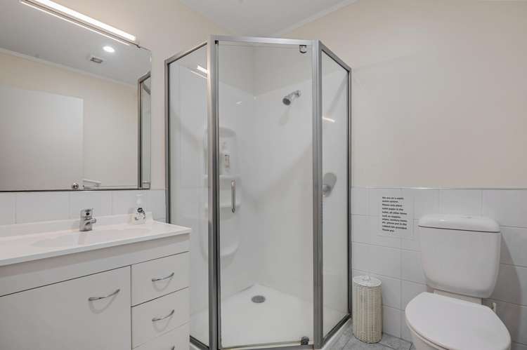 155 Ocean View Road Oneroa_37