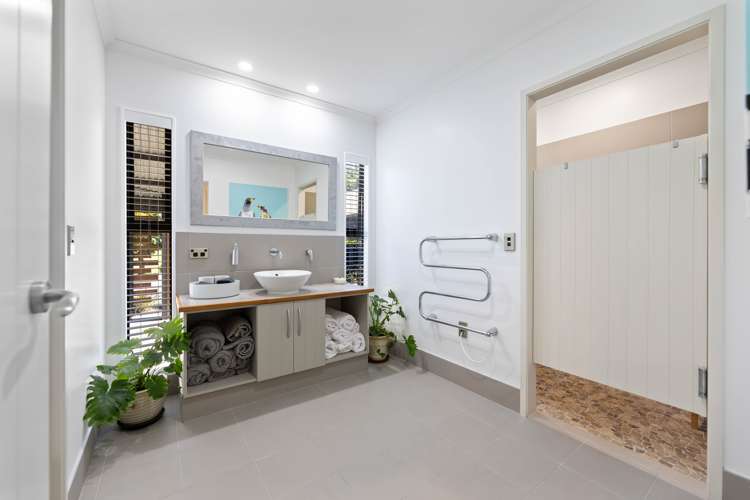 29 Glen Mohr Acacia Bay_15