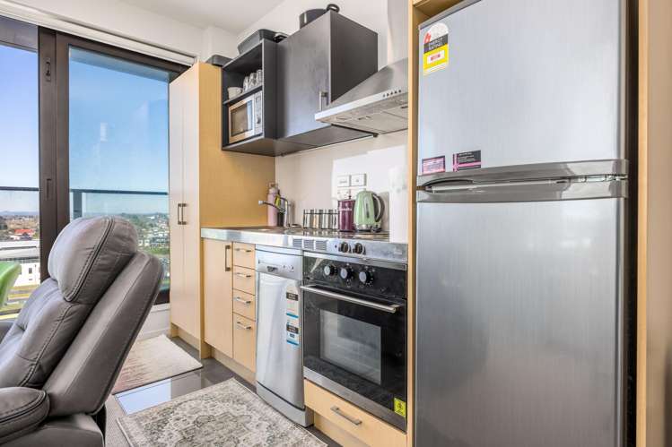 813/17 Putney Way Manukau_3