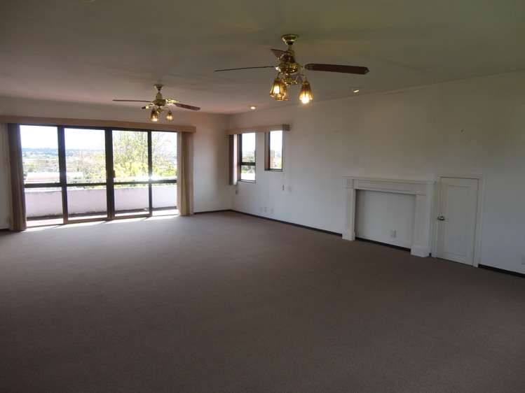 14 Caithness Place Farm Cove_8