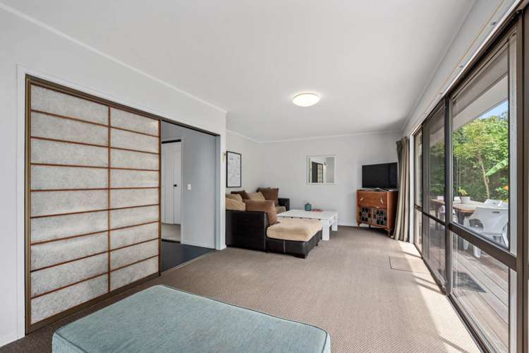2/5 Hanlon Crescent Narrow Neck_7