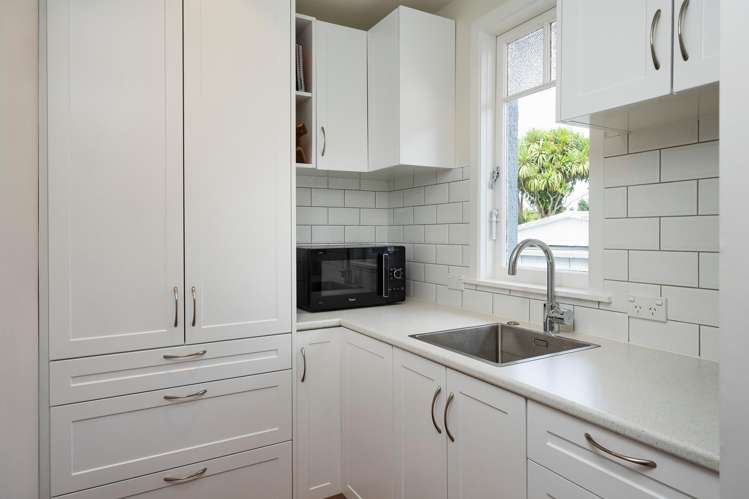 28 Harbutt Avenue Mount Albert_8