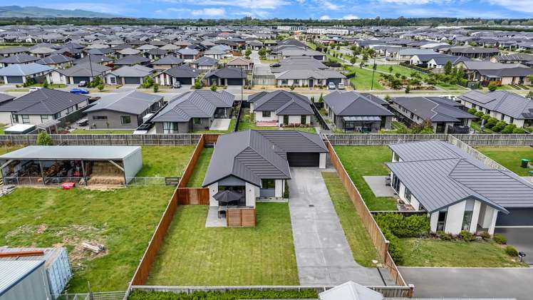 51 Tobollie Drive Rolleston_17