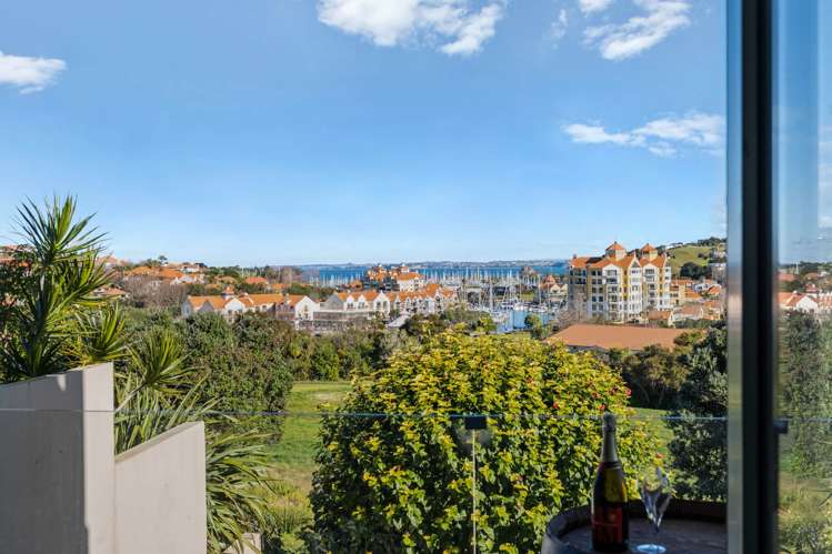 256 Alec Craig Way Gulf Harbour_11