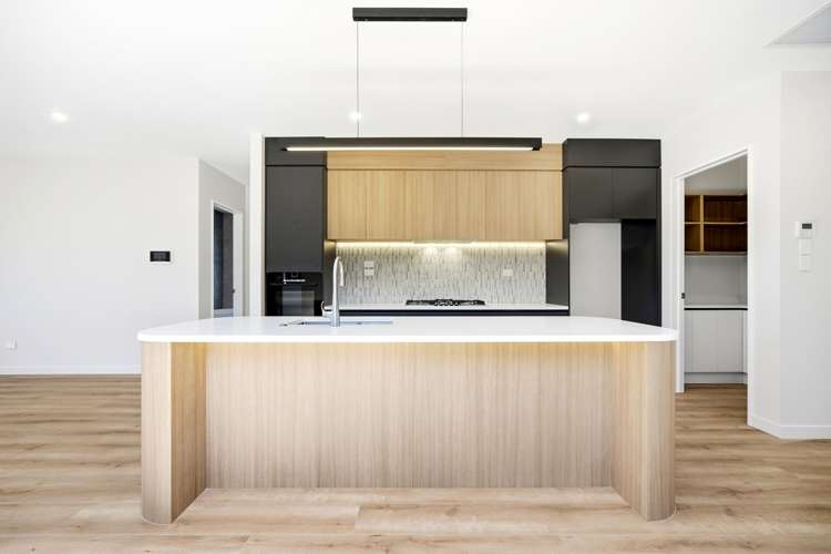 76 Huanui Drive Orewa_8