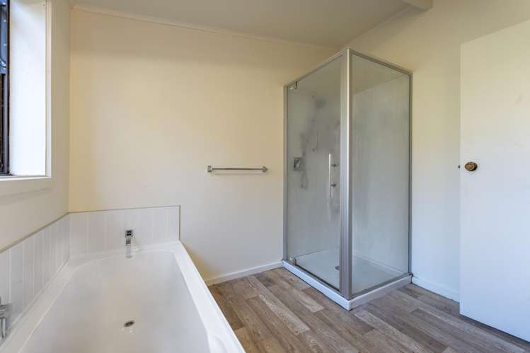 18 Maltby Avenue West End_21