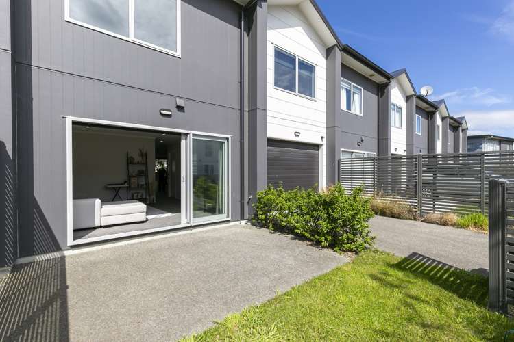 28 Bluff Road Porirua_16