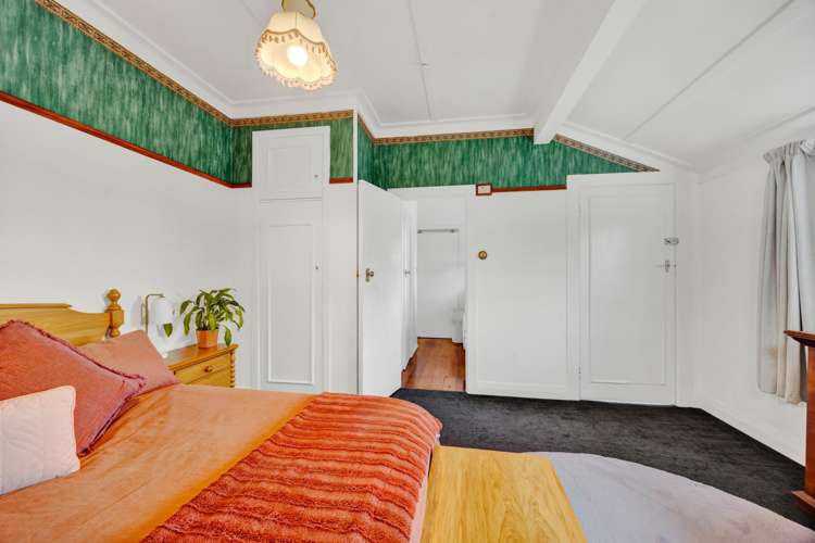 68 Collins Street Hawera_18