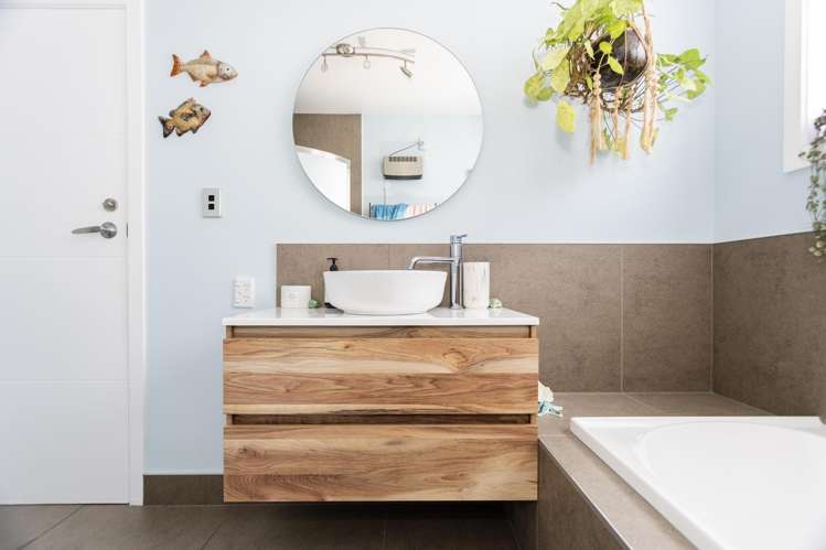 30 & 38 Blue Stone Drive Waiareka Junction_23