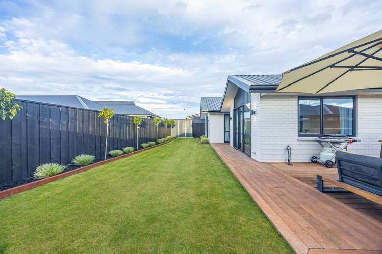 81 Tiritiri Moana Drive Pegasus_31