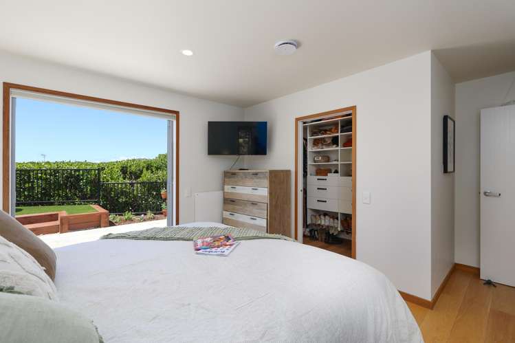 367 Princes Drive Britannia Heights_15