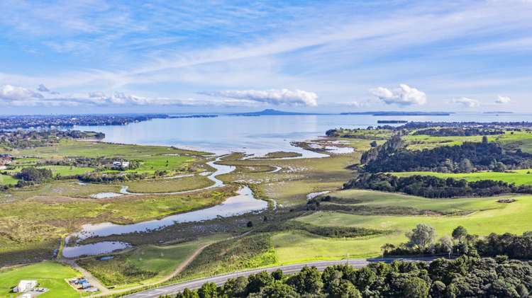 1 Maea Rise Beachlands_20