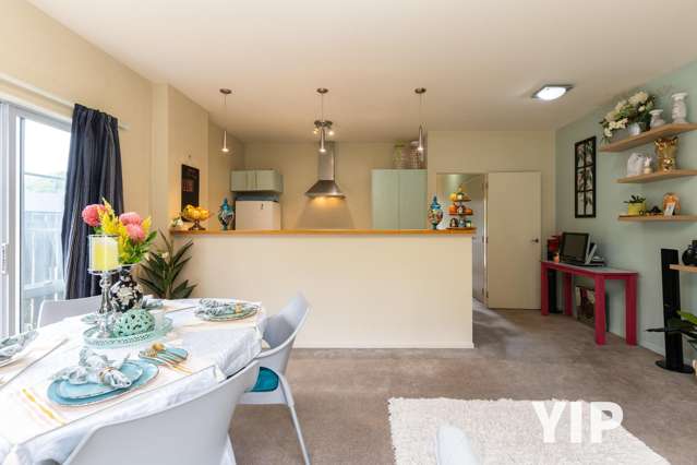 71/232 Middleton Road Churton Park_4