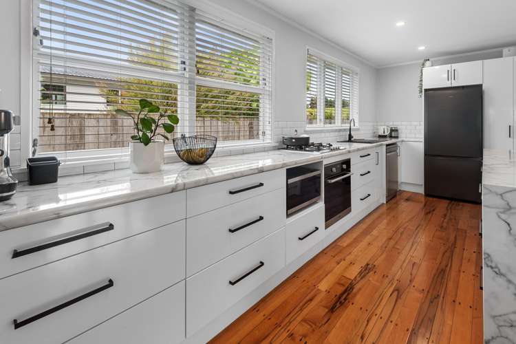 38 Dip Road Te Kamo_2