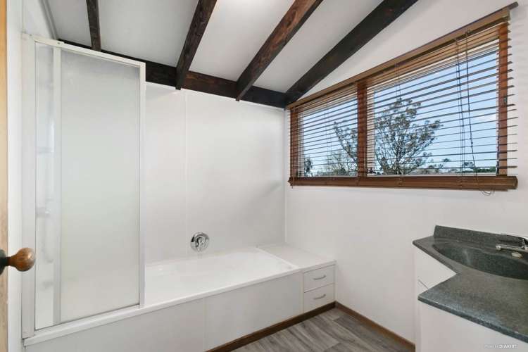 6/32a Clayburn Road Glen Eden_9