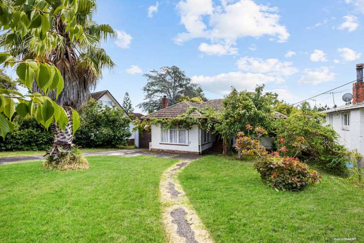 17 Amberley Avenue Te Atatu South_1