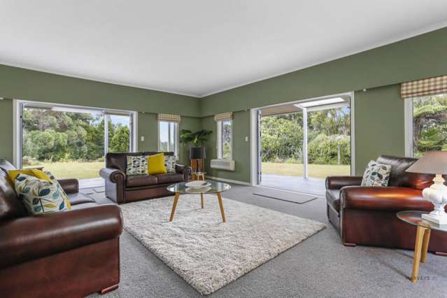 249 Forest Hill Road Waiatarua_4