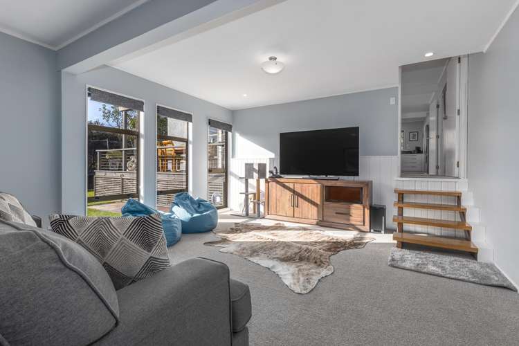 36 Tweed Road Papakowhai_5