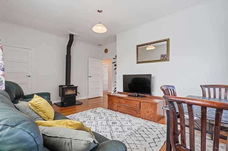 8 Rauta Way Helensville_10