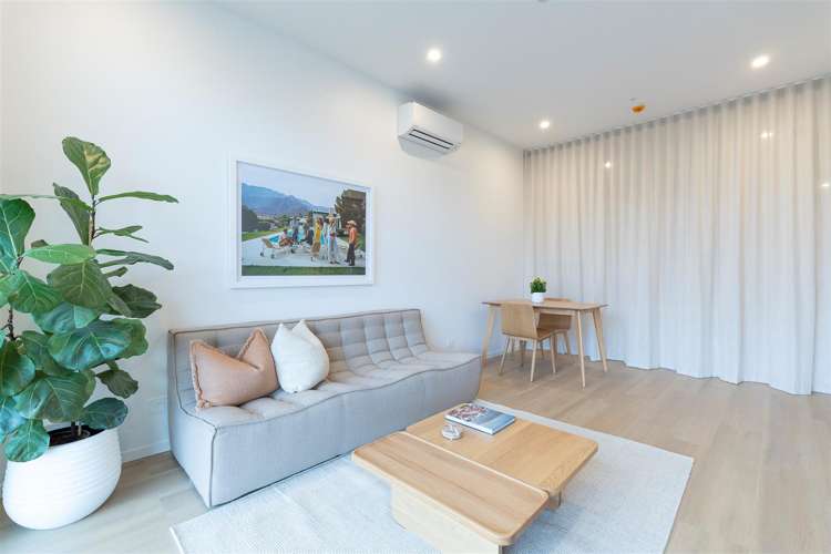101/1 Carrington Road Mount Albert_5