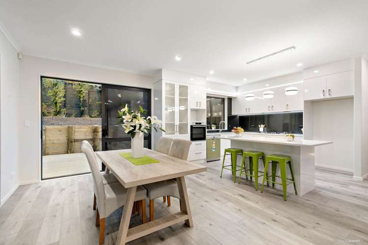30 Matahae Drive Flat Bush_8