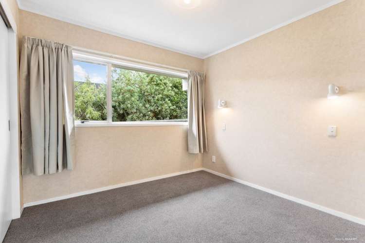 1/5 Charmaine Road Torbay_9