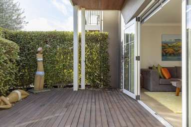 47 Chateau Crescent_4