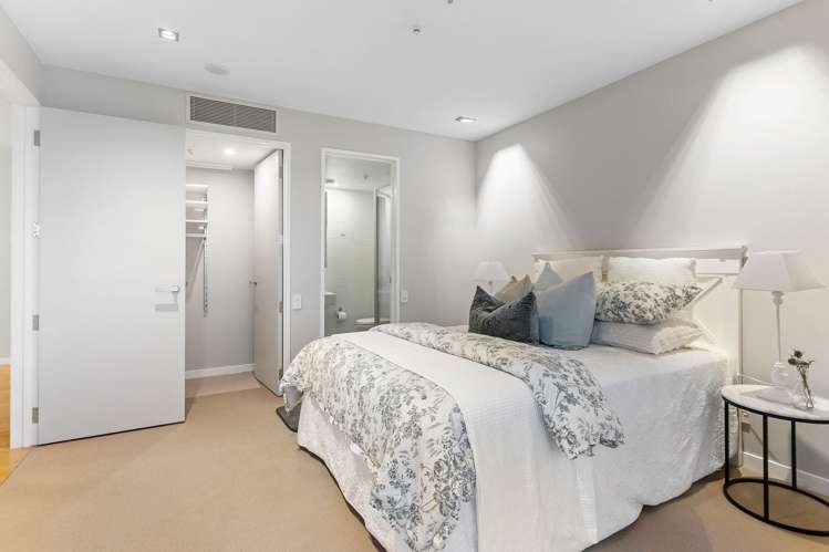 1E/11 George Street Newmarket_11