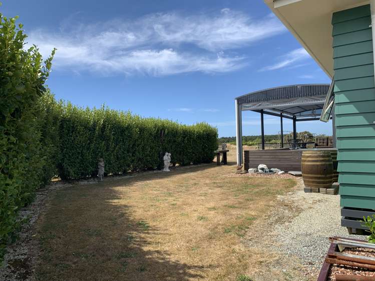 50 Providence Drive Hokitika_15