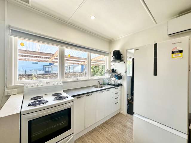 66b Humber Cres Greerton_1