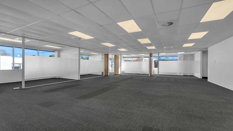 6 Sir William Pickering Drive Burnside_6