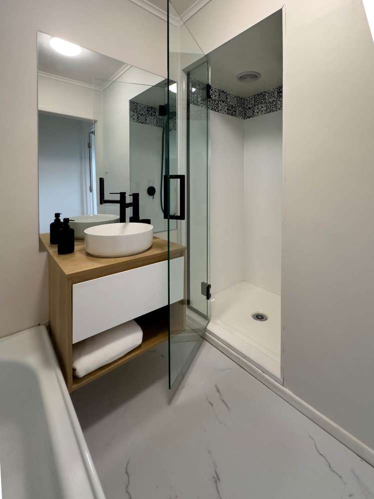 9/17 Kings Road Panmure_22