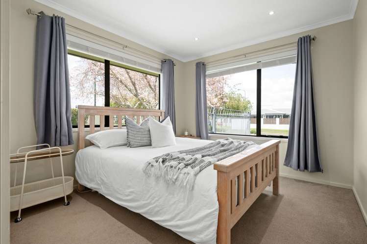 2 Lavenham Place Rototuna North_10